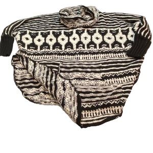 THE LIMITED PONCHO SWEATER- SHORT SLEEVED - SIZE LARGE - HEAVY